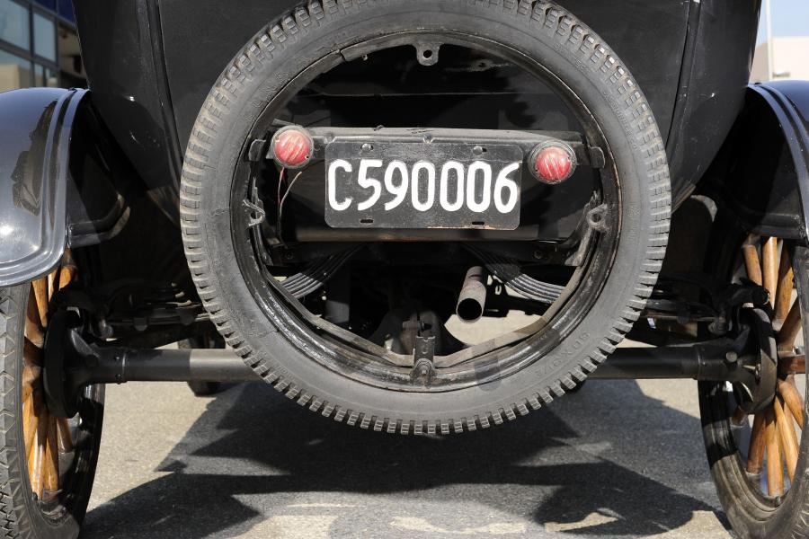  Ford Model T Torpedo Phaeton 1923 года  (фото 3 из 10)
